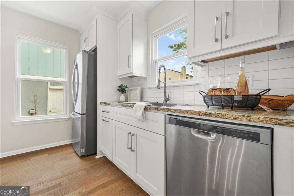 1017 Falling Valley Court Smyrna - Photo 6