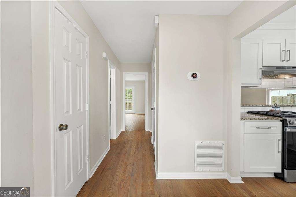 1017 Falling Valley Court Smyrna - Photo 9