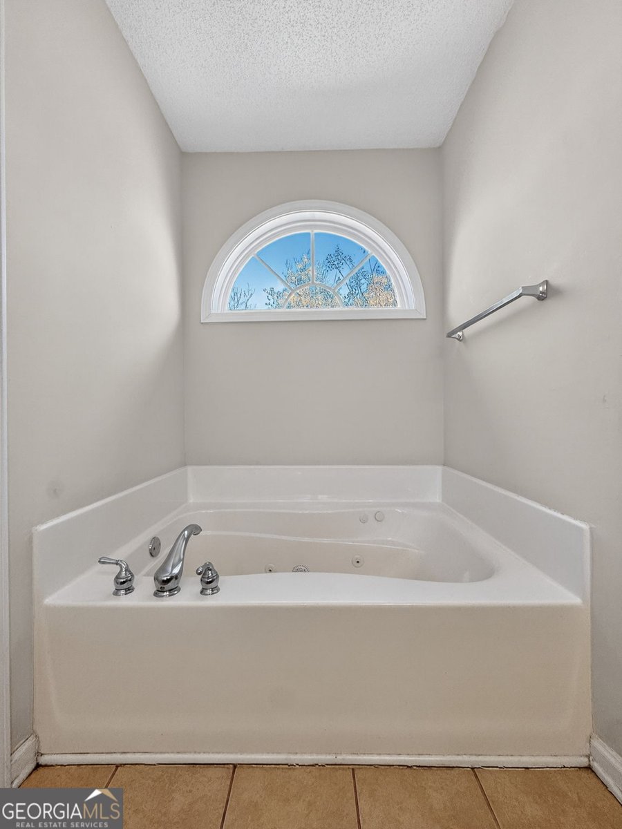 415 Gracious Way McDonough - Photo 24