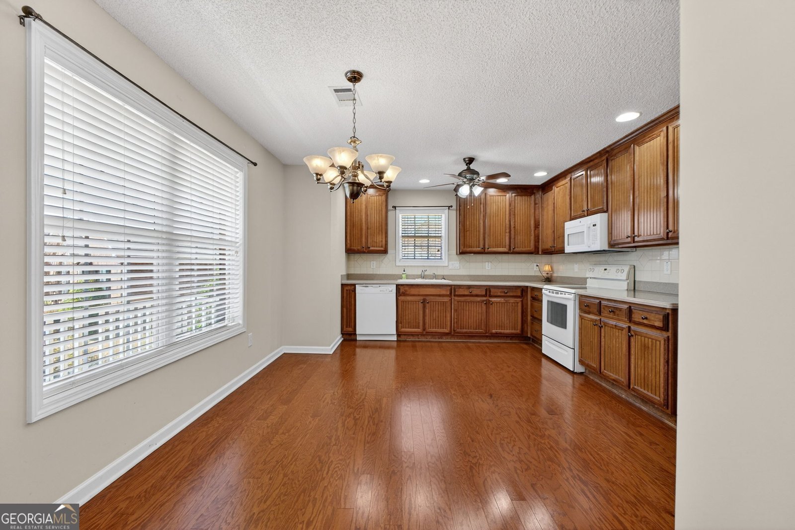 415 Gracious Way McDonough - Photo 6