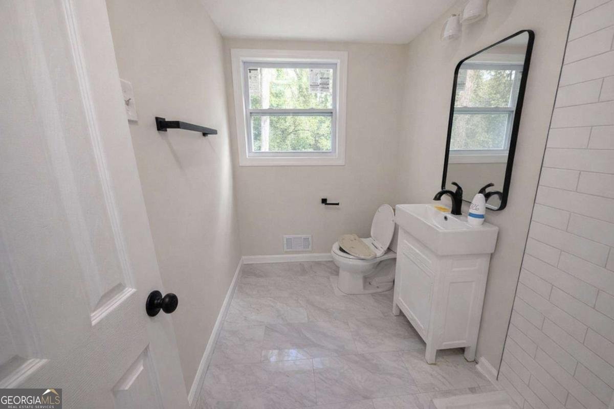 3211 Thrasher Circle Decatur - Photo 17