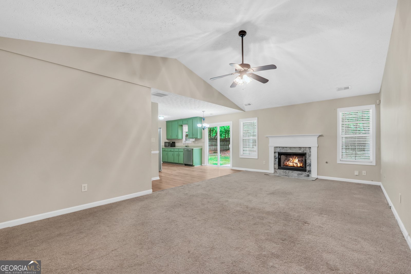 521 Sarahs Lane Locust Grove - Photo 15