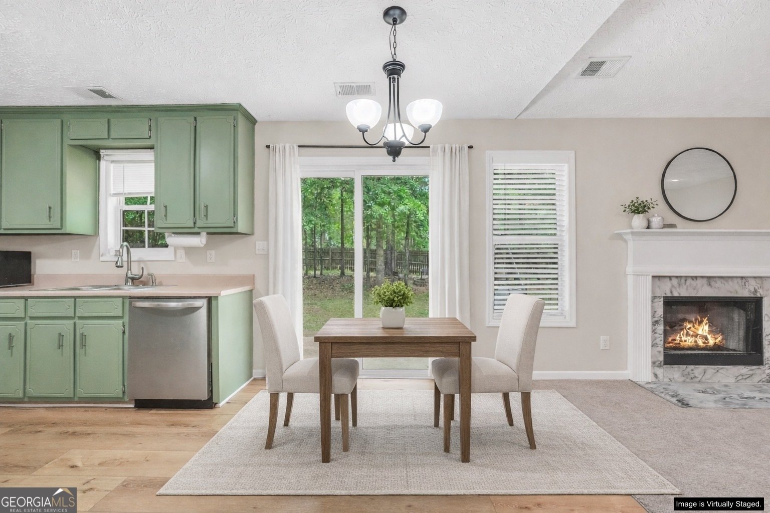 521 Sarahs Lane Locust Grove - Photo 7