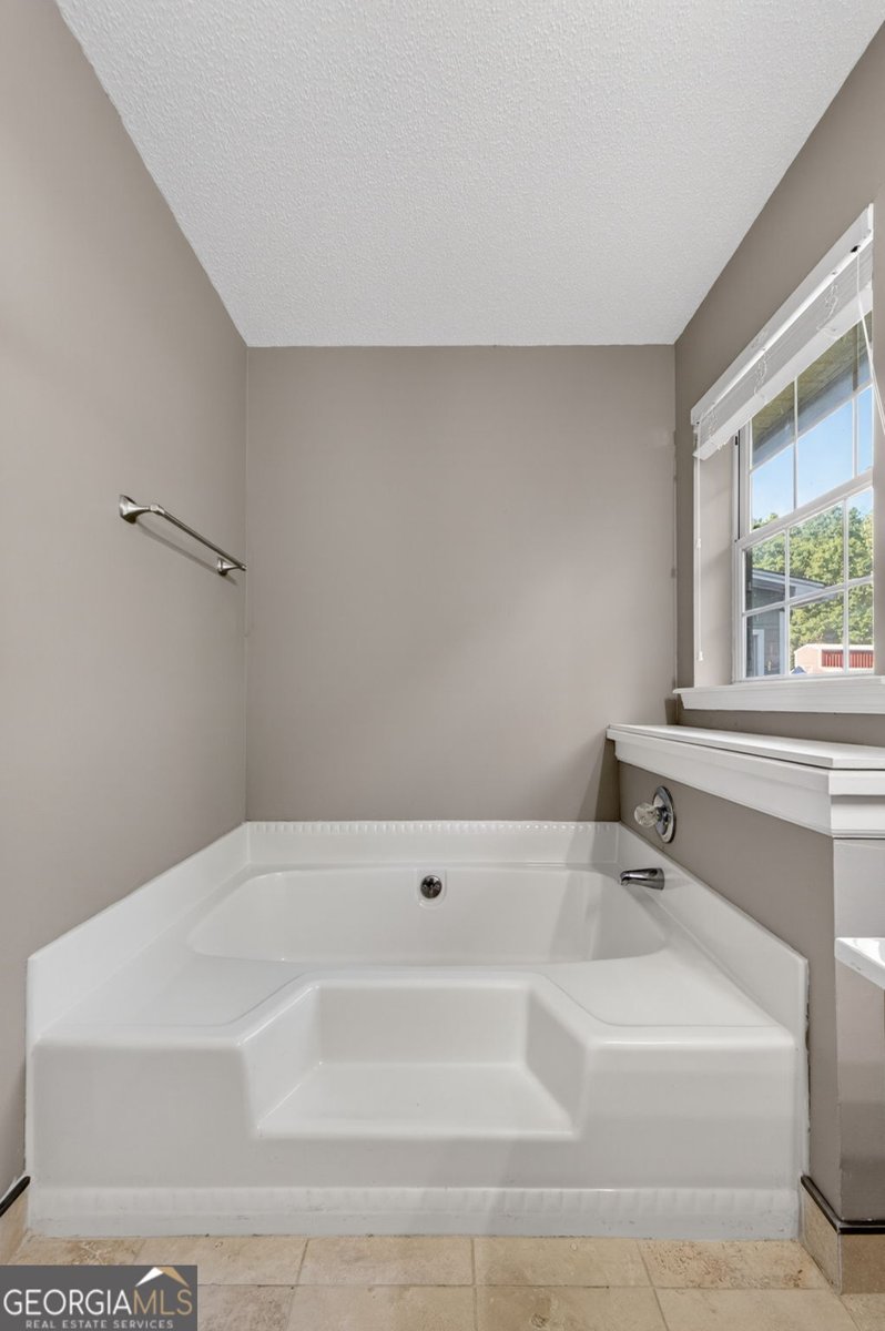 561 Leguin Mill Road Locust Grove - Photo 22