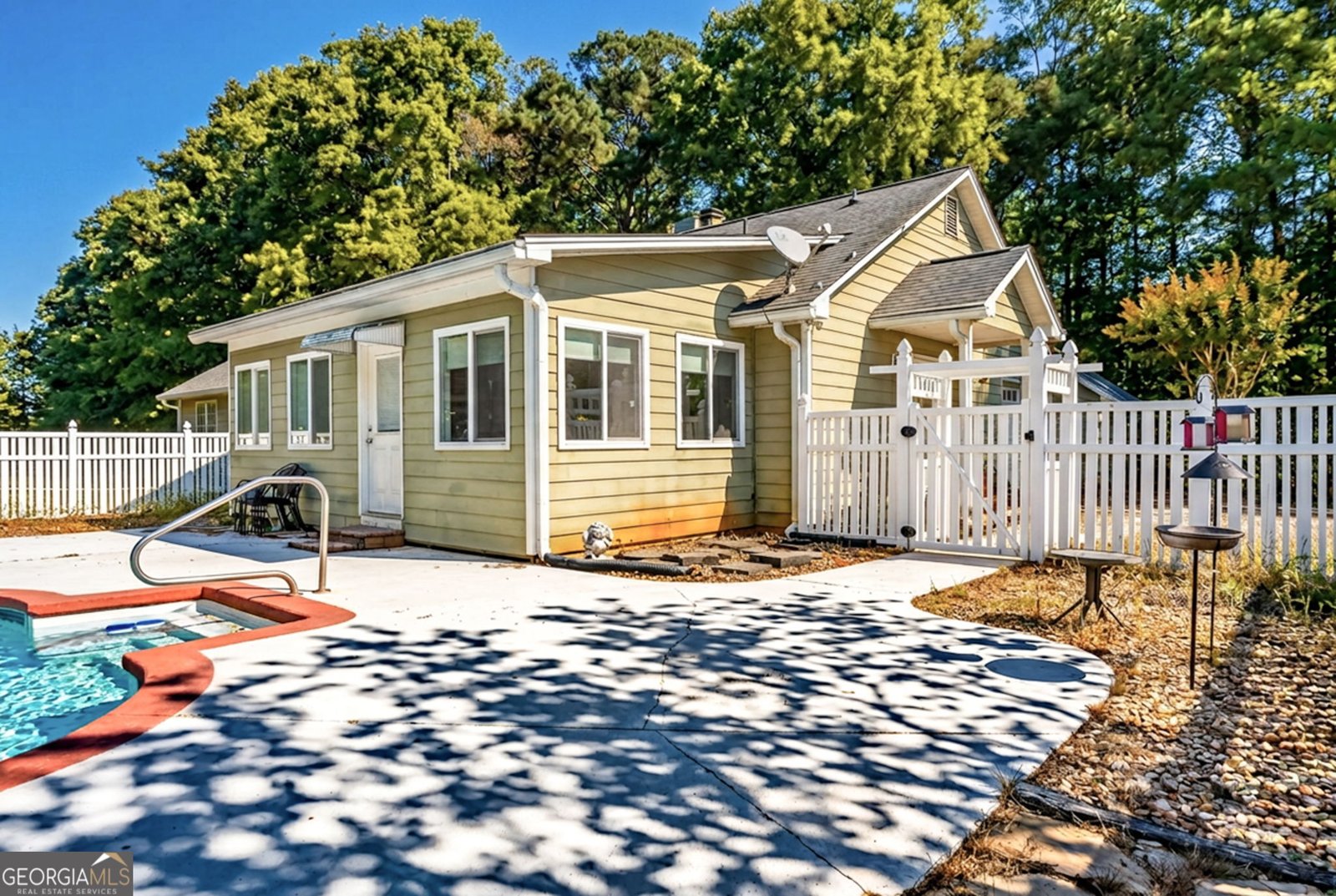 561 Leguin Mill Road Locust Grove - Photo 36