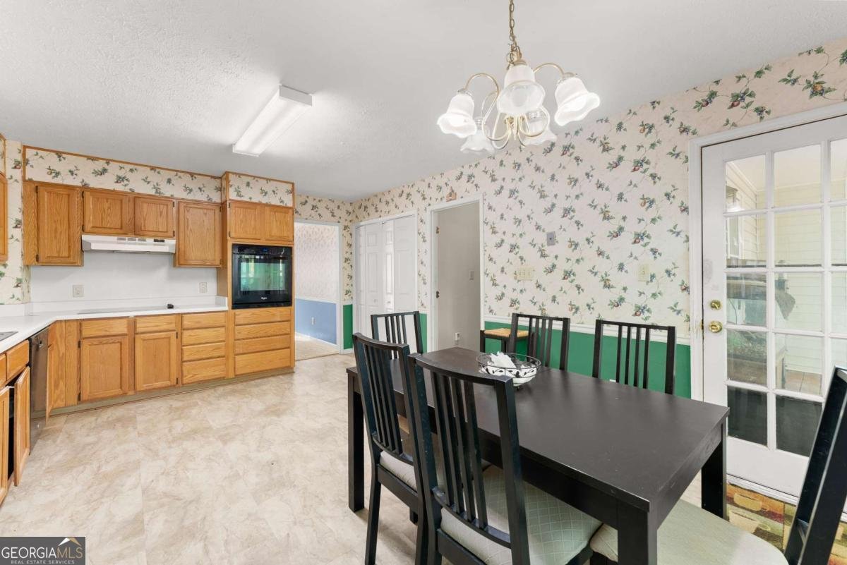 385 Deerwood Drive Suwanee - Photo 13