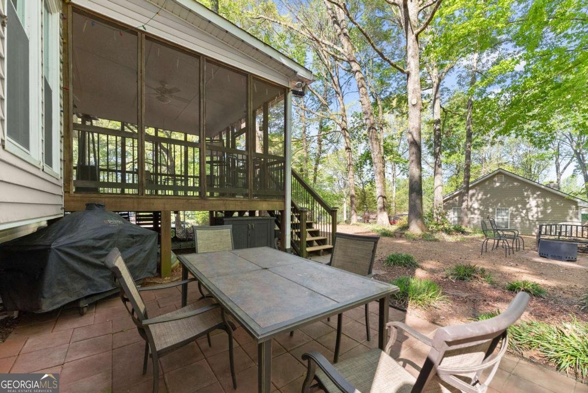 385 Deerwood Drive Suwanee - Photo 32