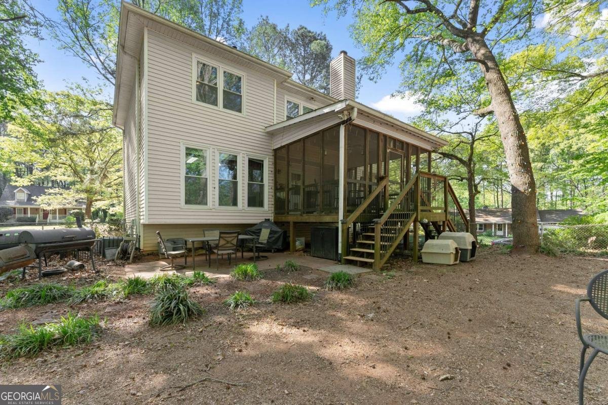 385 Deerwood Drive Suwanee - Photo 33