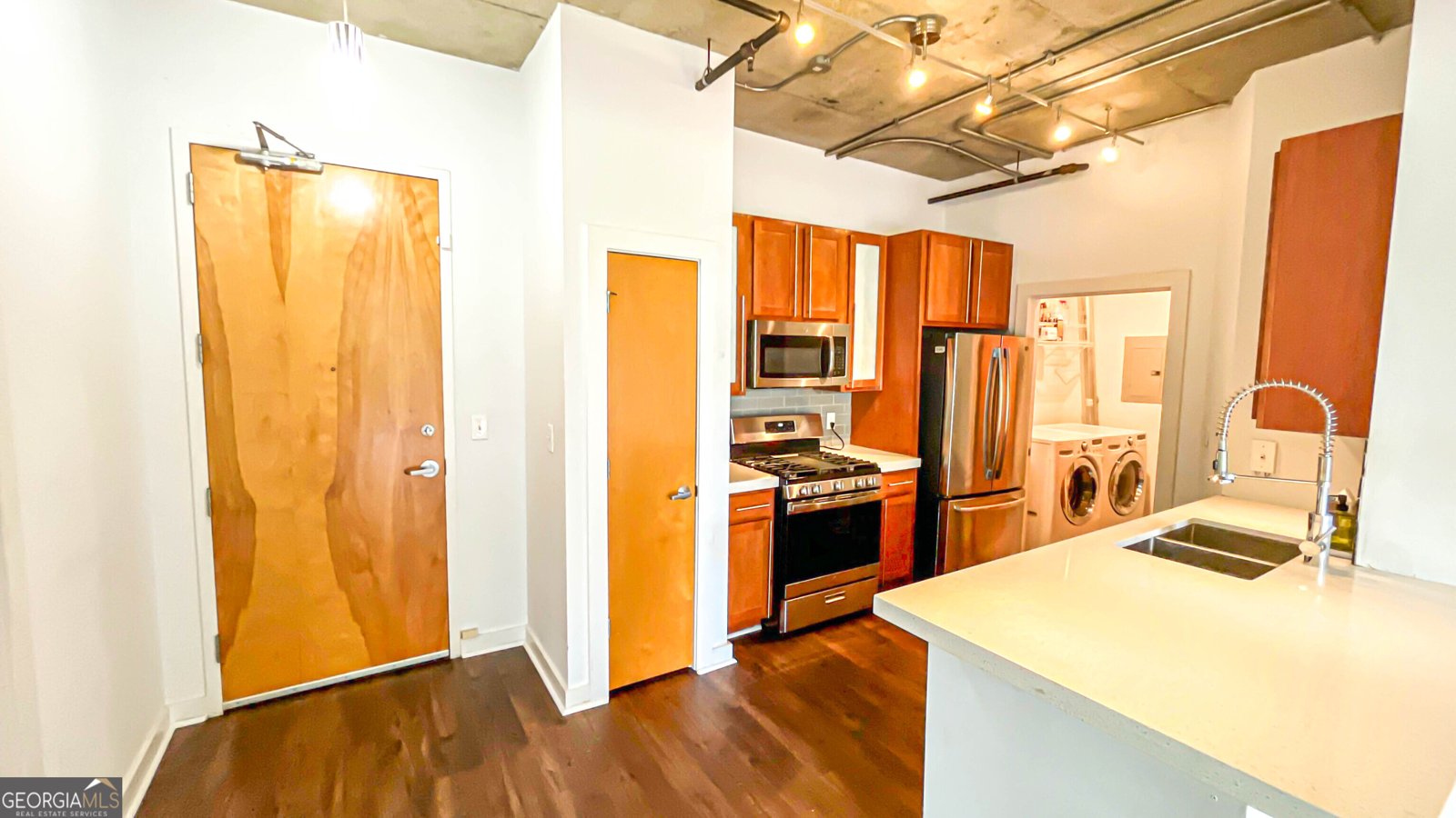 395 Central Park Place ATLANT - Photo 54