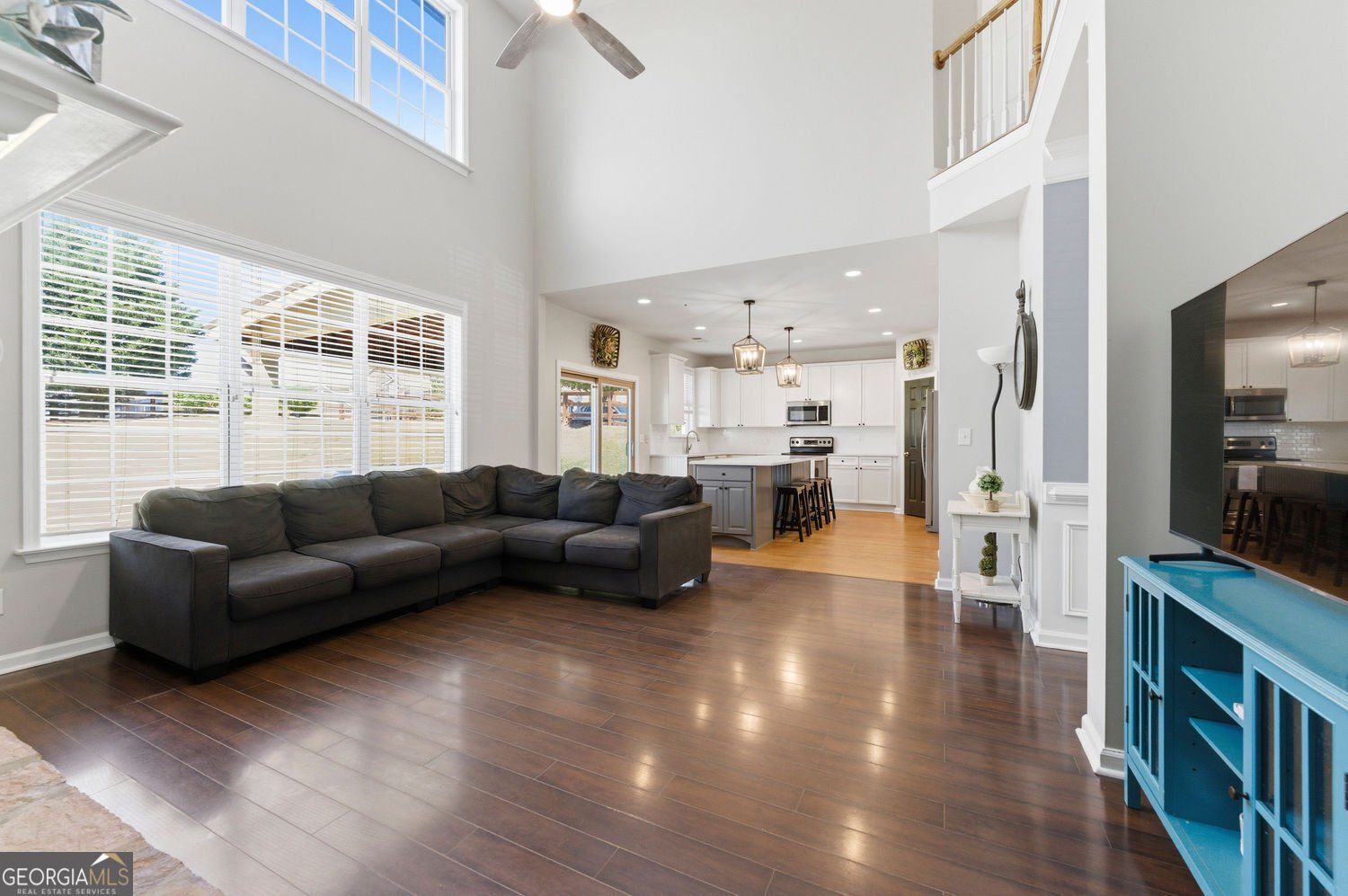 584 Van Briggle Court Sugar Hill - Photo 10