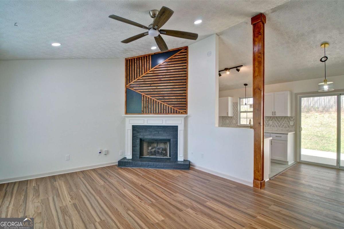 2665 Ivydale Court Atlanta - Photo 6