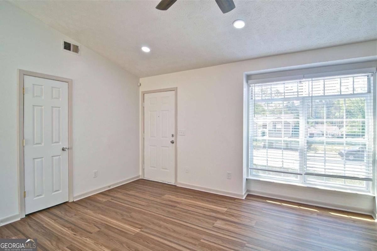 2665 Ivydale Court Atlanta - Photo 8