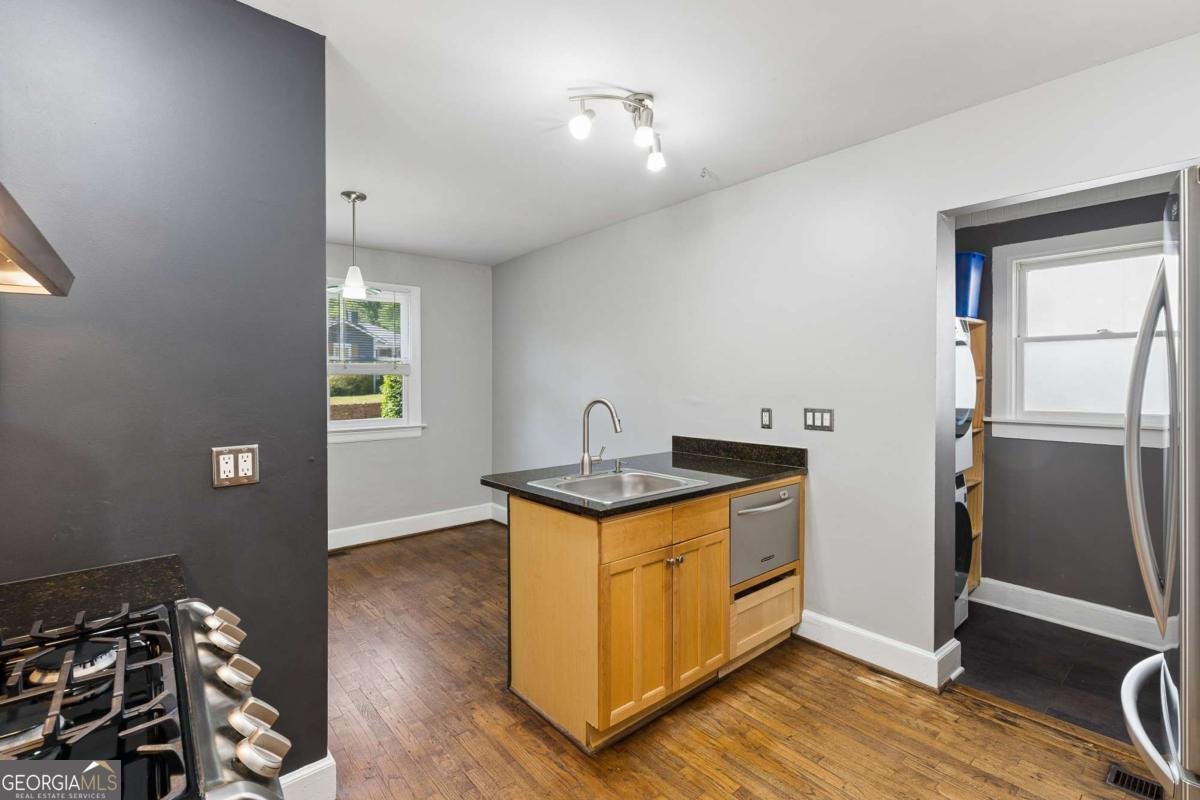 404 Blake Avenue Atlanta - Photo 8