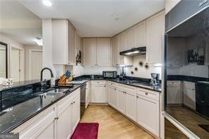 700 Park Regency Place Atlanta - Photo 8