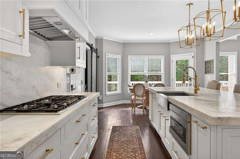 516 Brookeshyre Court Woodstock - Photo 18