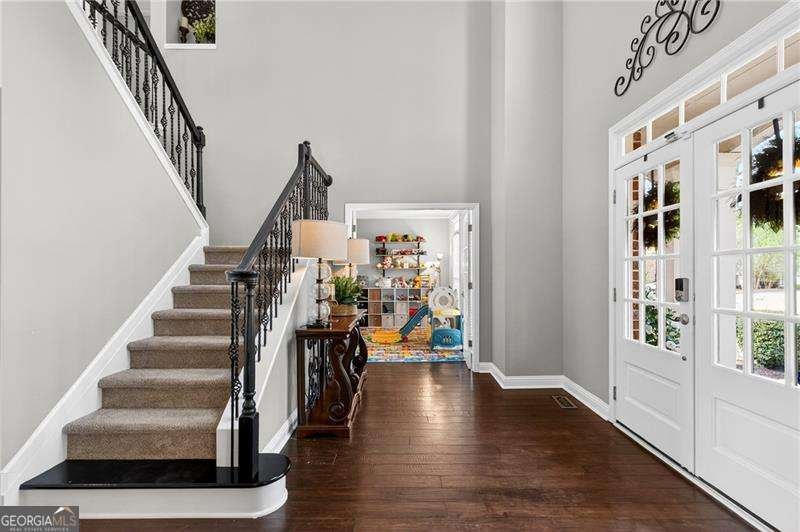 516 Brookeshyre Court Woodstock - Photo 6