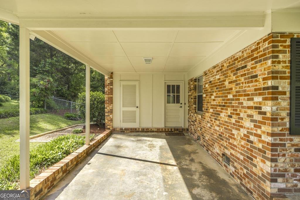4260 Wood Forest Place Macon - Photo 6