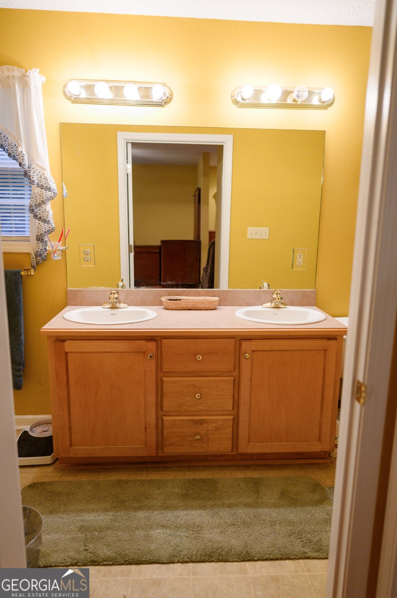 1581 Highway 77 Union Point - Photo 10