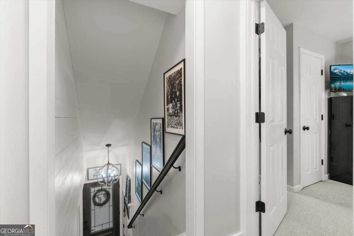 155 Pleasant Hope Road Silver Creek - Photo 18