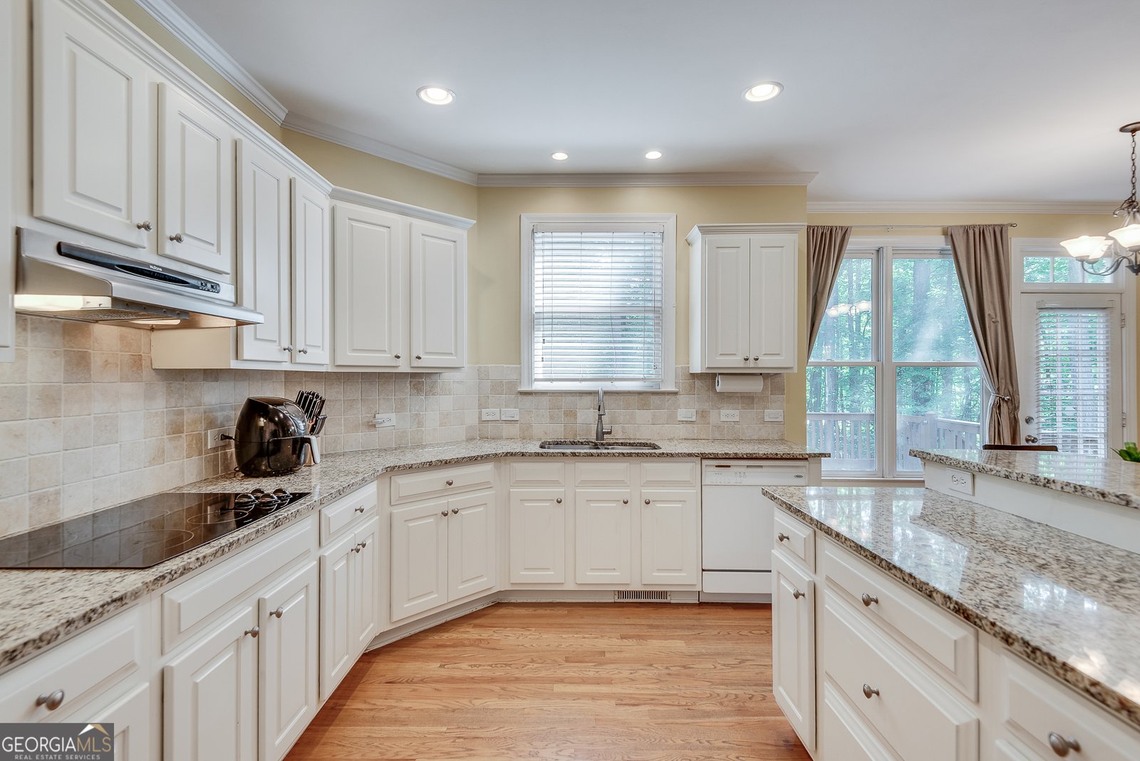 4214 Balmoral Glen Drive Berkeley Lake - Photo 14