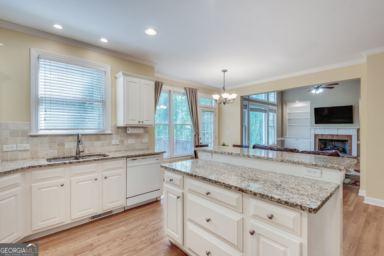 4214 Balmoral Glen Drive Berkeley Lake - Photo 15