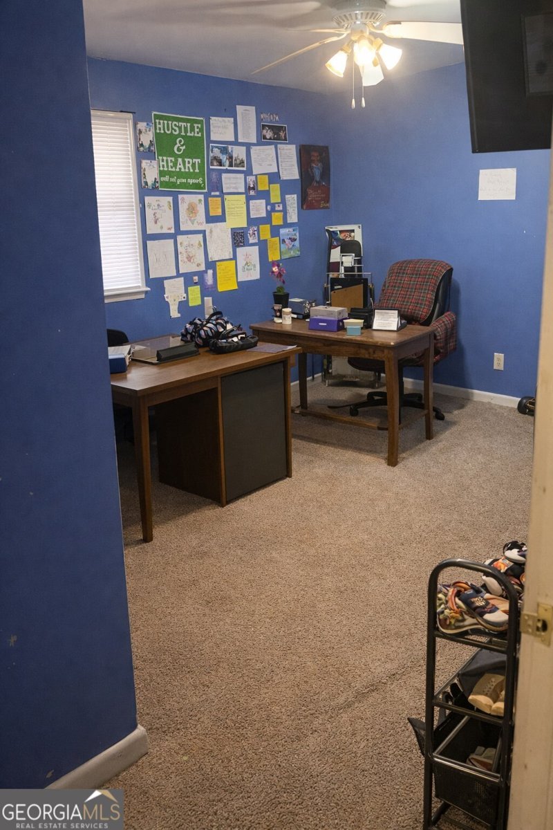 375 Derbyshire Drive Stone Mountain - Photo 11