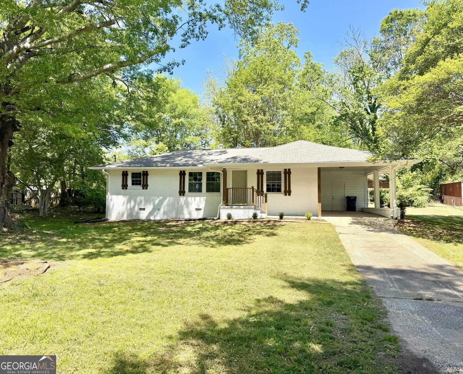 926 Green Valley Road Mableton - Photo 1