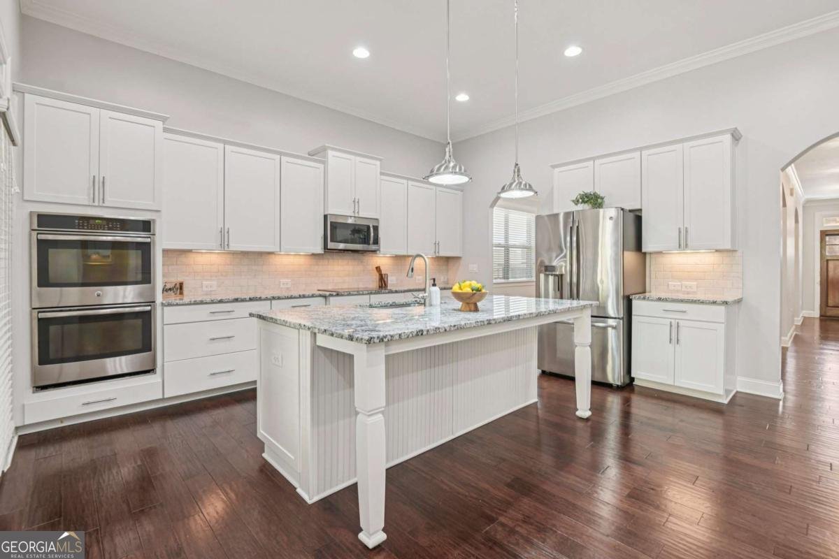 330 La Perla Drive Sugar Hill - Photo 19