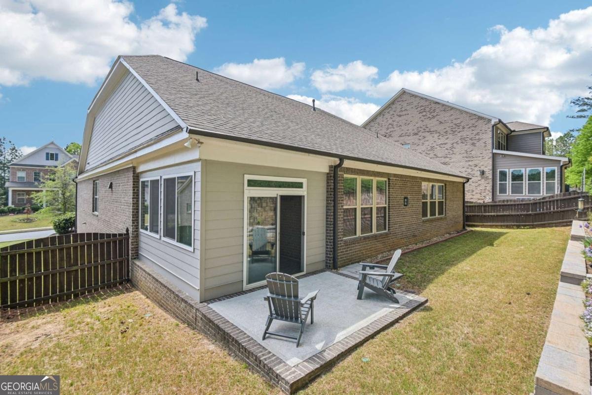 330 La Perla Drive Sugar Hill - Photo 45