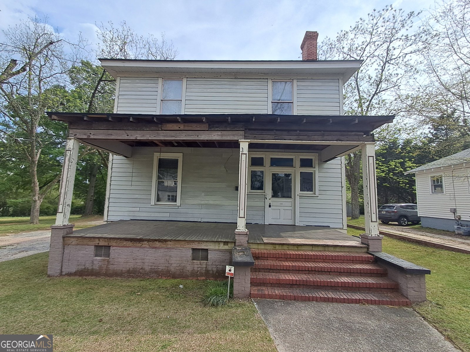 401 Forsyth Street Barnesville - Photo 1
