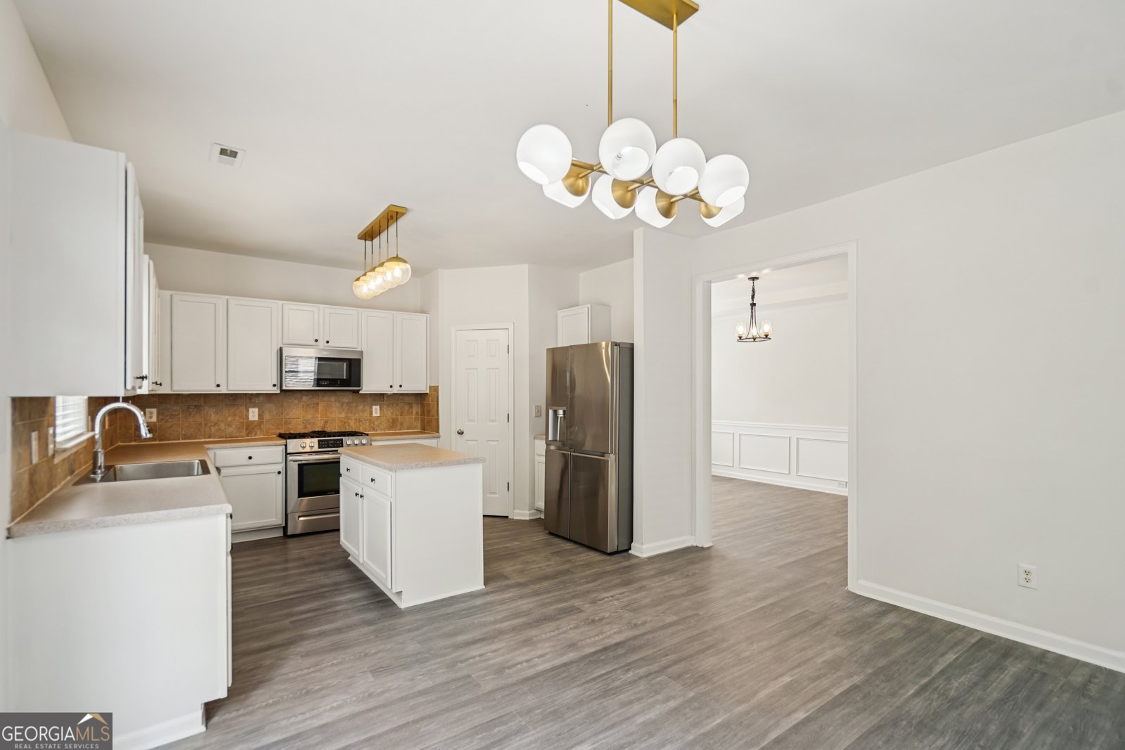 8967 Crestview Circle Union City - Photo 18