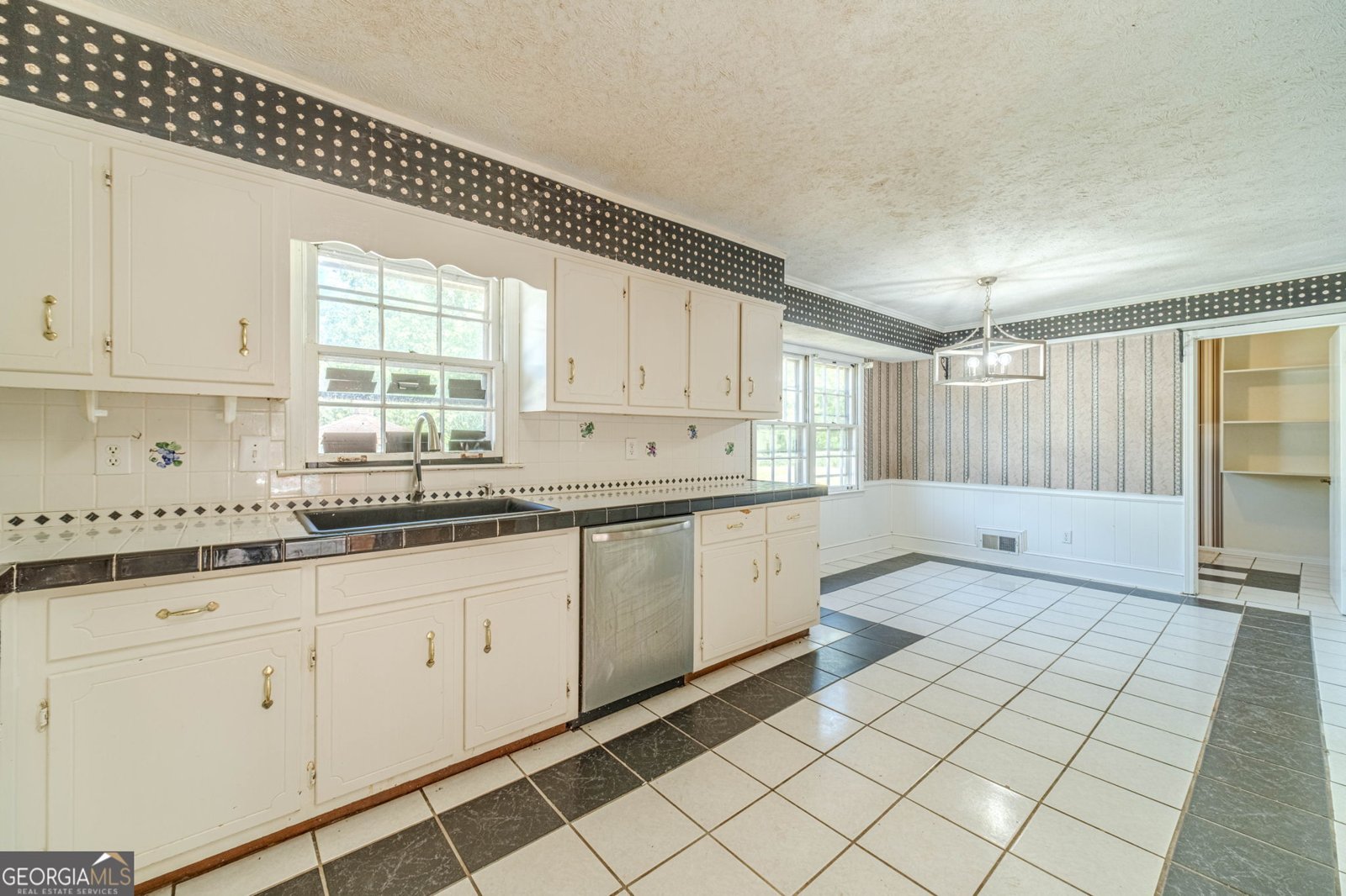 5565 Five Forks Trickum Road Stone Mountain - Photo 8