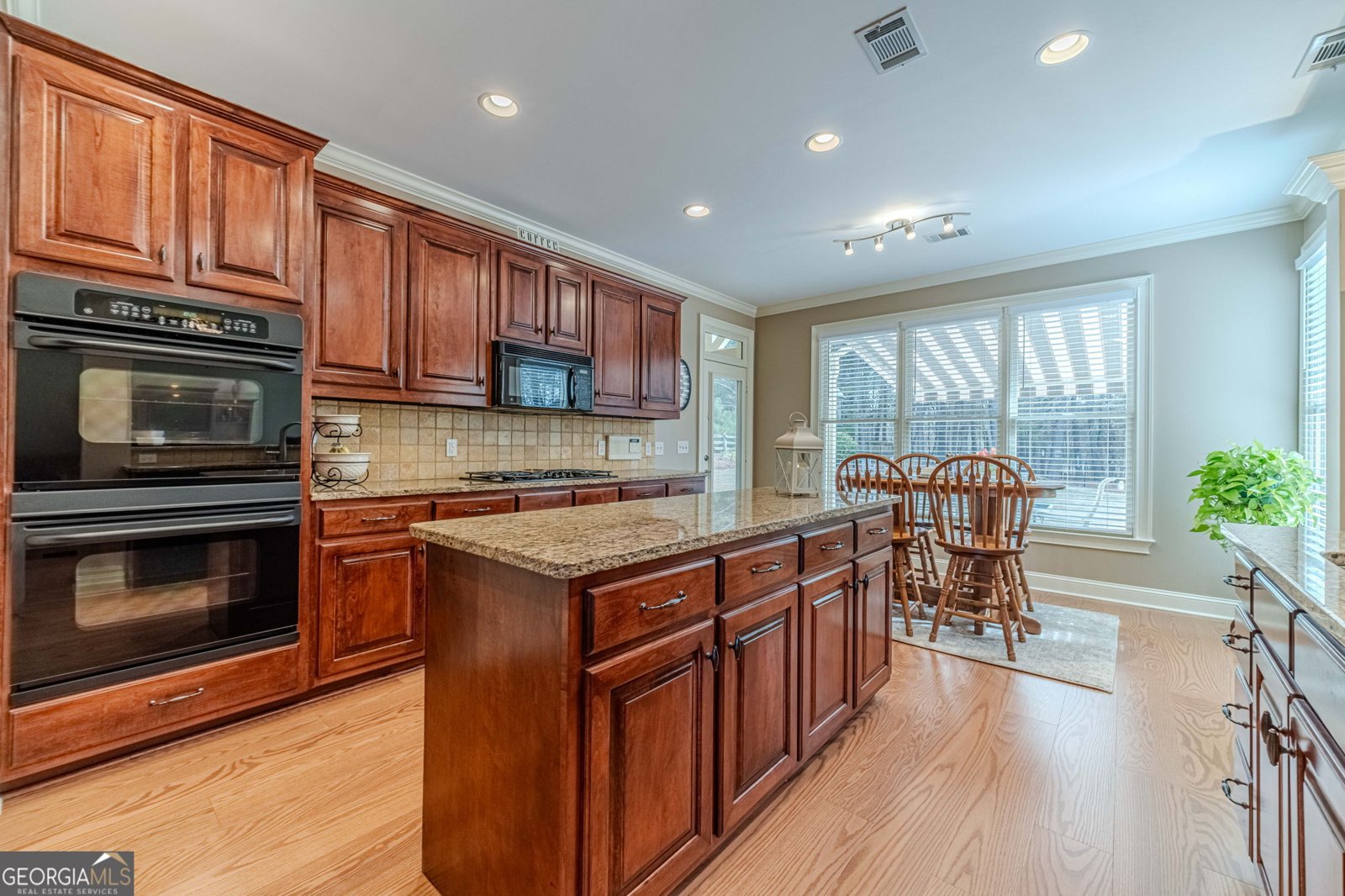 1409 Silver Thorne Court Loganville - Photo 13