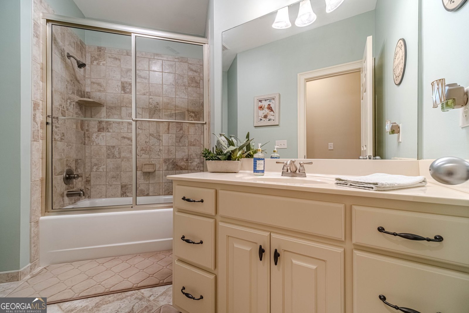 1409 Silver Thorne Court Loganville - Photo 32