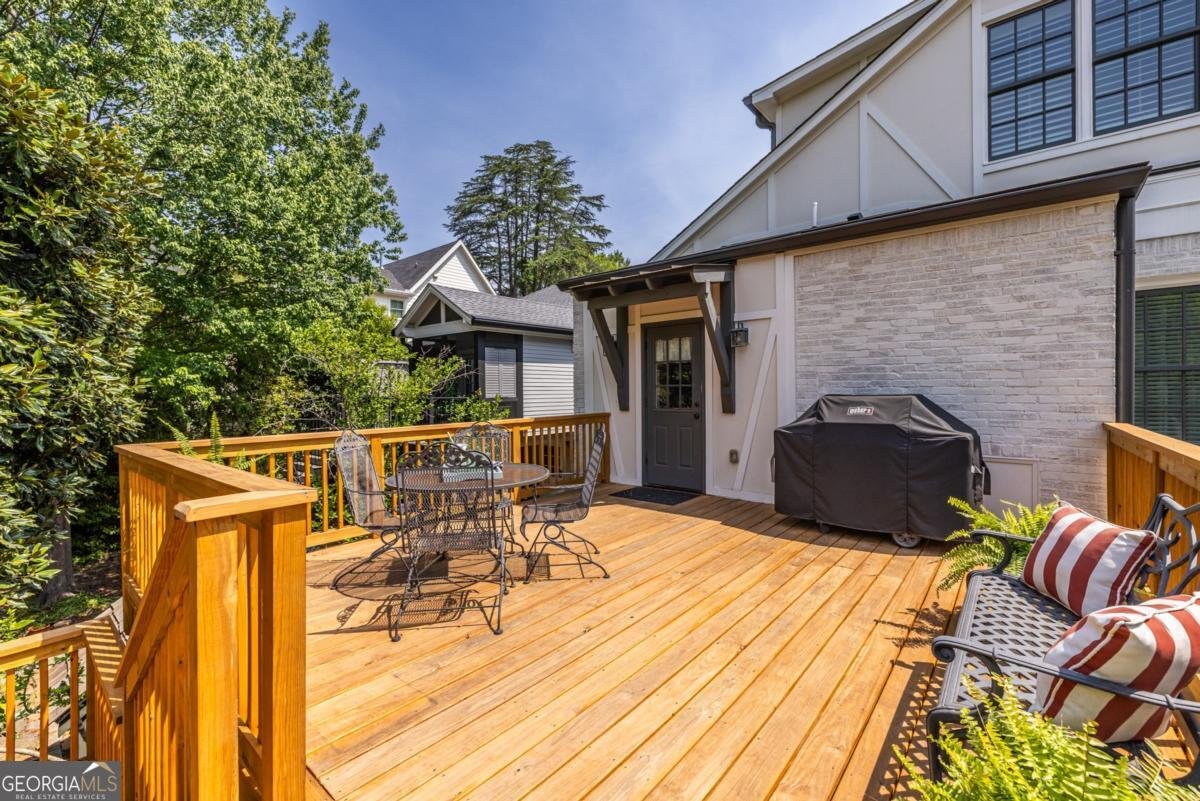 450 Claire Drive Atlanta - Photo 32