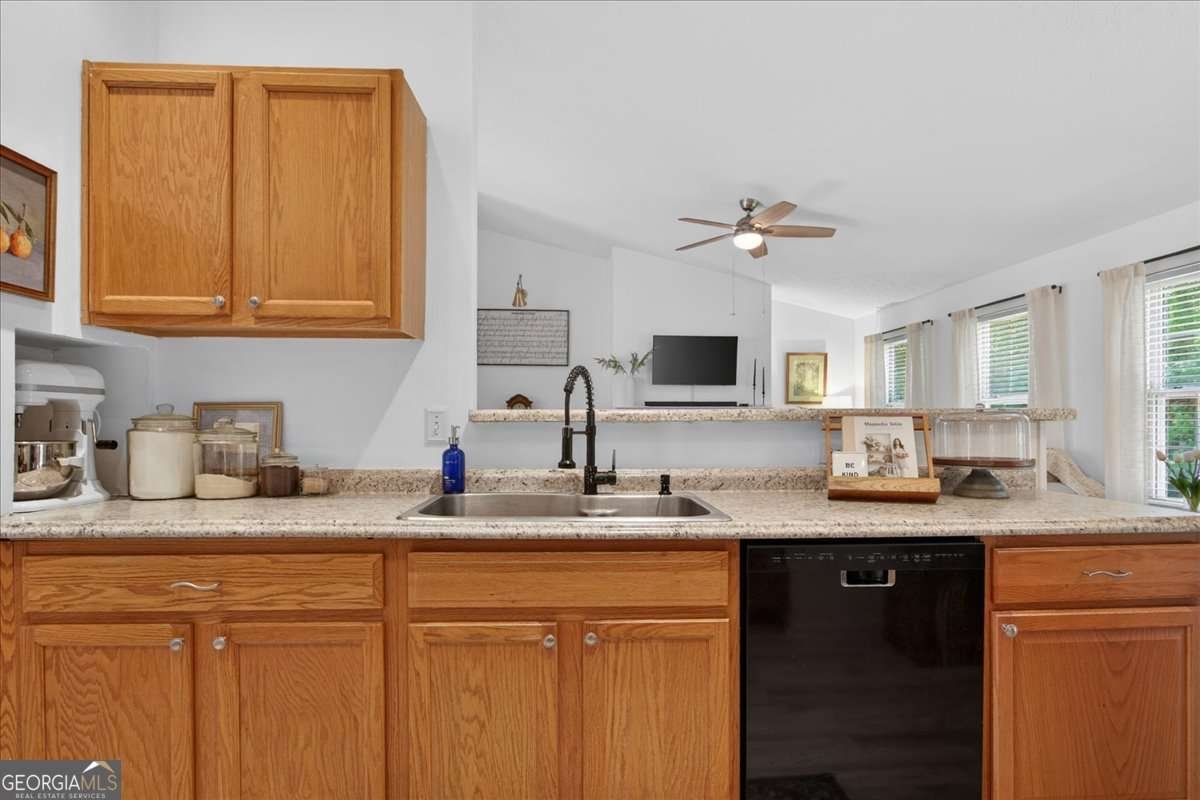 1054 River Plantation Drive Woodstock - Photo 10