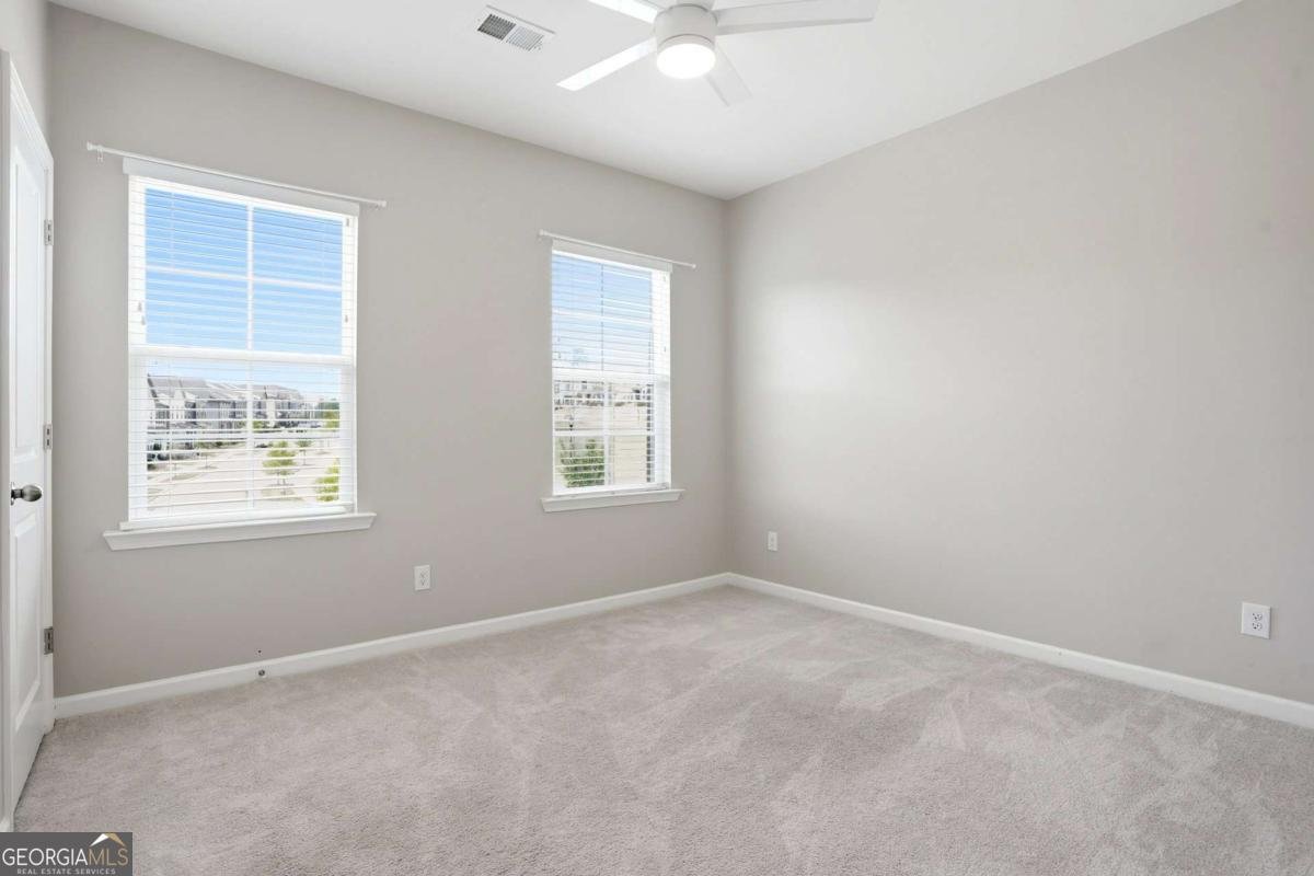 3327 Park Pointe Circle Scottdale - Photo 15