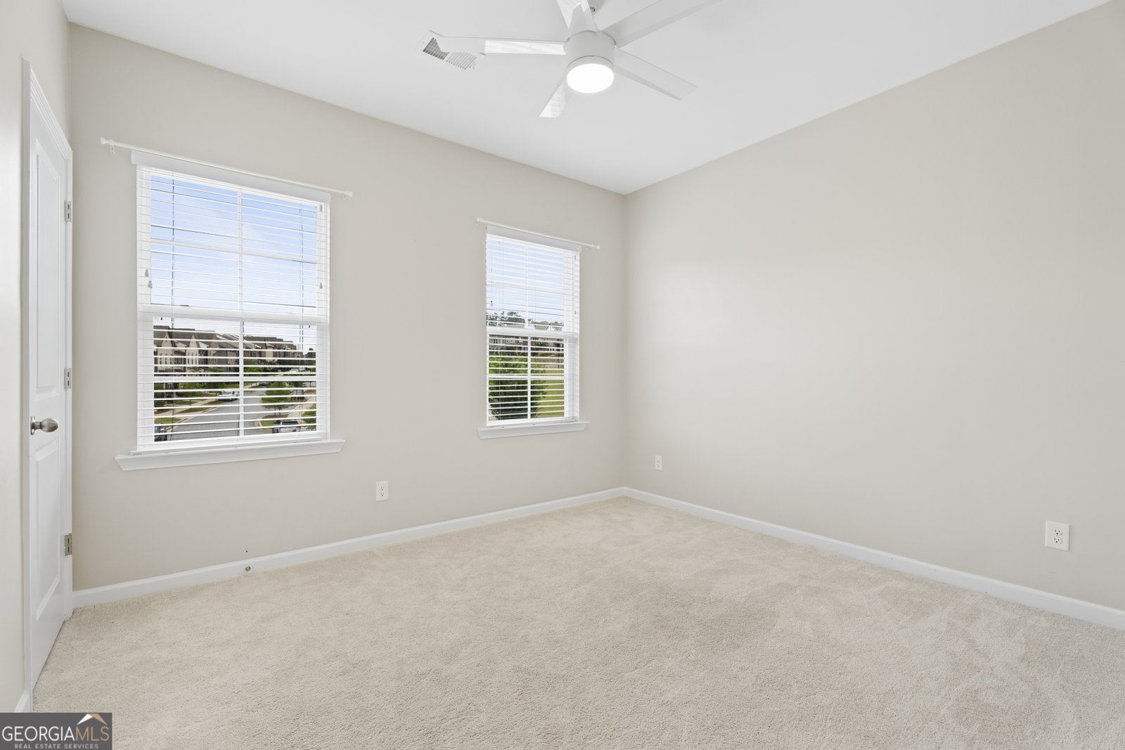 3327 Park Pointe Circle Scottdale - Photo 26