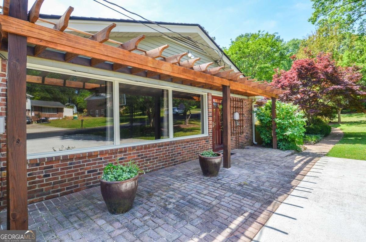 5586 Crestwood Drive Stone Mountain - Photo 1