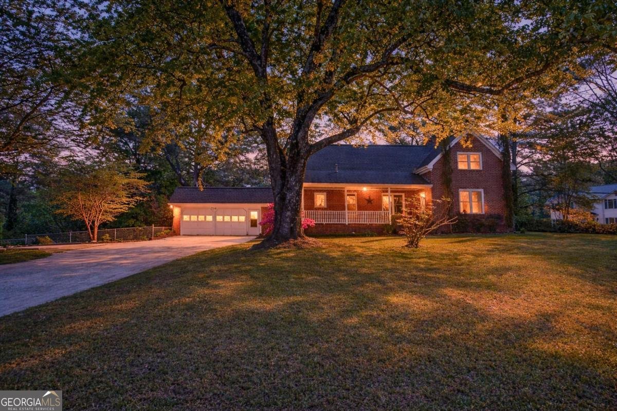 716 Killian Hill Road Lilburn - Photo 1