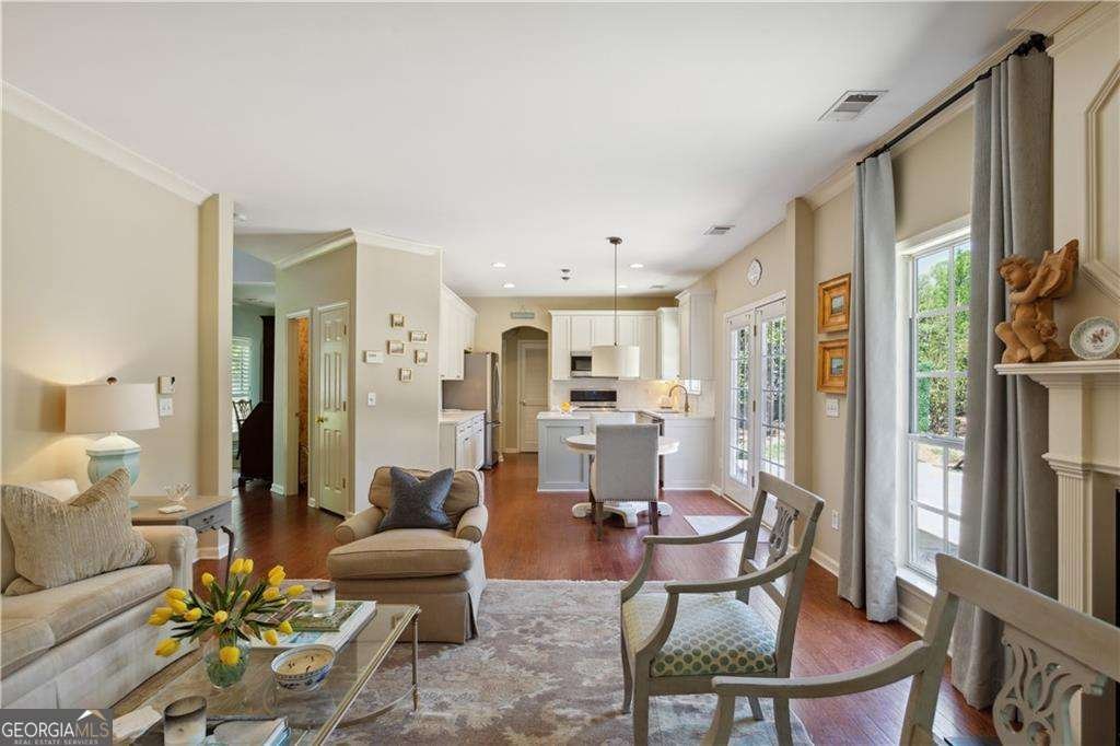 4545 Chelton Court Smyrna - Photo 6