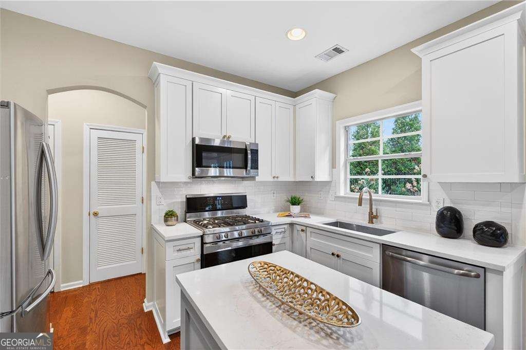 4545 Chelton Court Smyrna - Photo 9