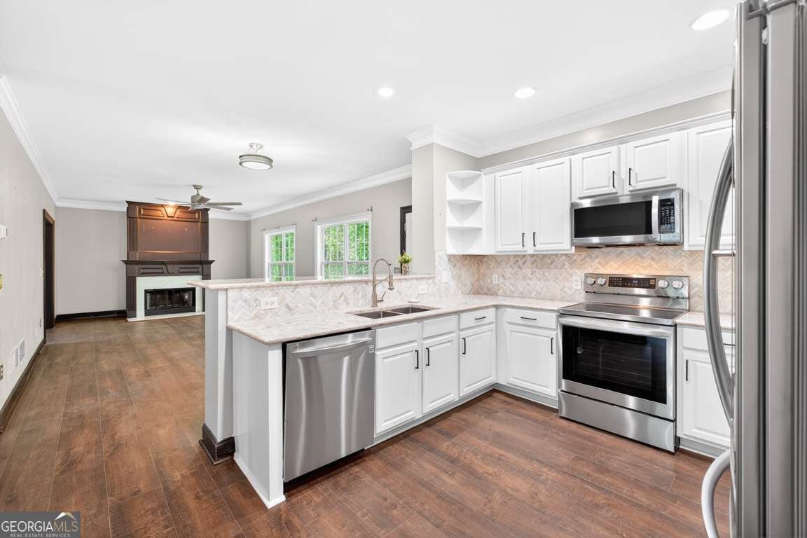 6085 Lake Windsor Parkway Buford - Photo 14