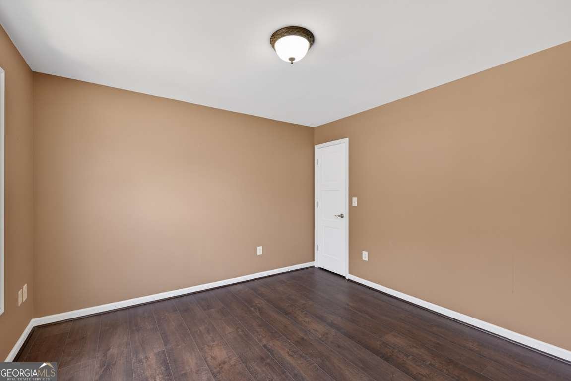 6085 Lake Windsor Parkway Buford - Photo 25