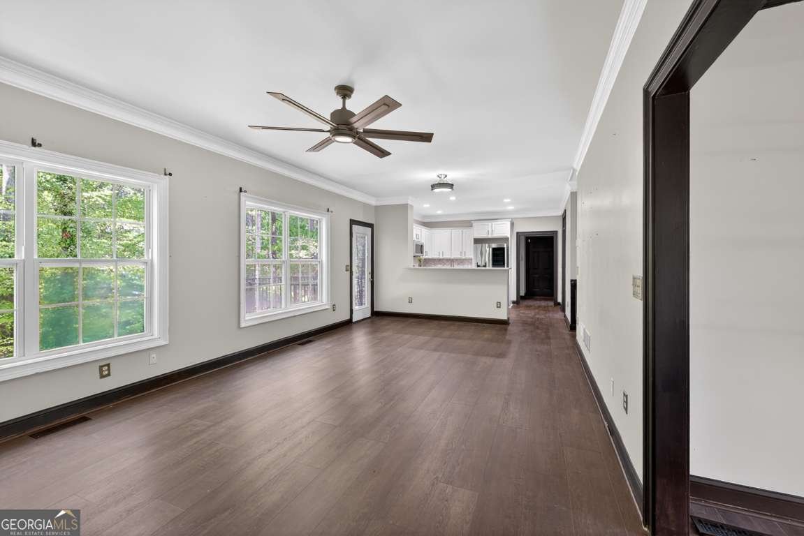 6085 Lake Windsor Parkway Buford - Photo 9