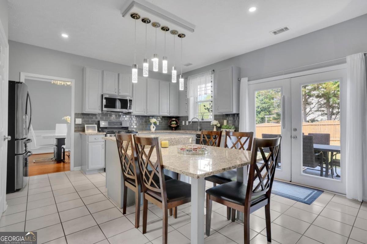 1910 Vineyard Court Alpharetta - Photo 12