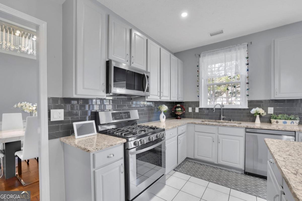 1910 Vineyard Court Alpharetta - Photo 14