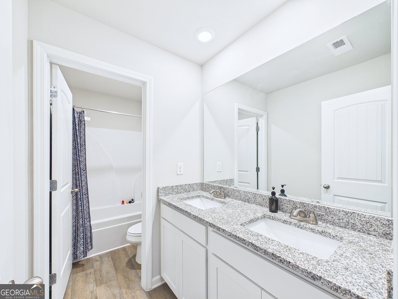 146 Caroline Court Macon - Photo 40