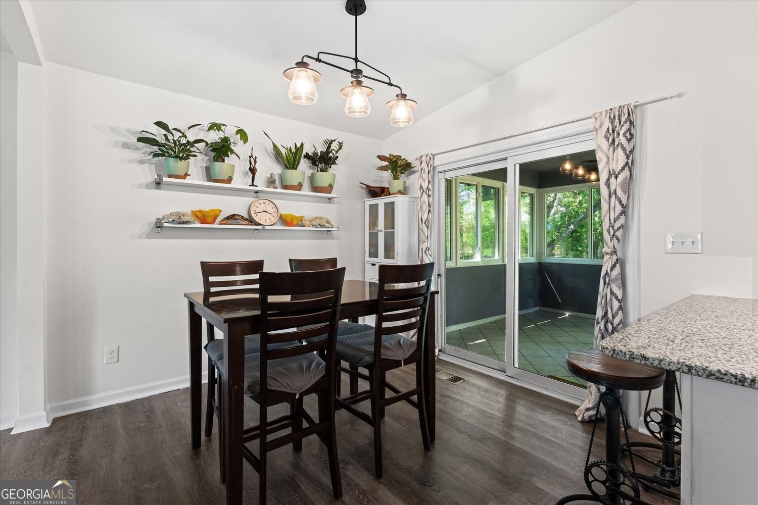 2592 Twin Oaks Drive Marietta - Photo 12