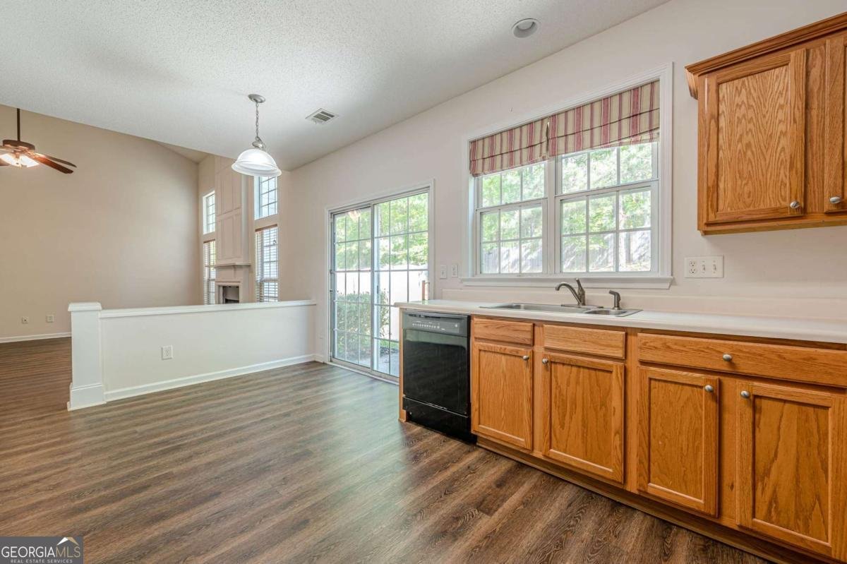 341 Burdock Trace Woodstock - Photo 22